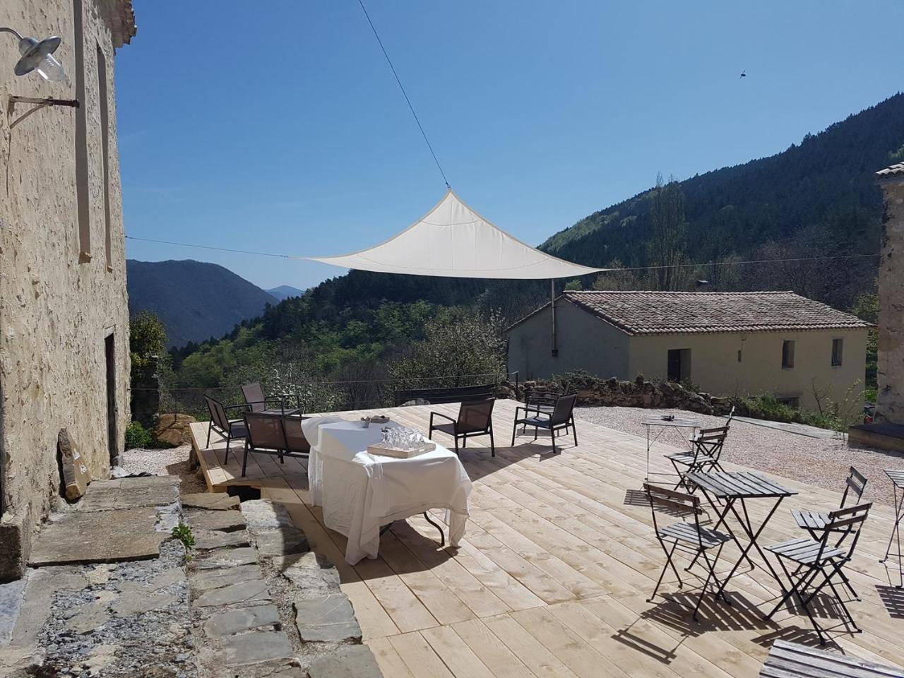 Domaine Des Massols Acomodação com café da manhã Marsat Exterior foto